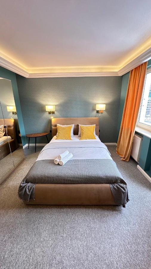 Gold Apartment Zlota - Palace Of Culture View- Netflix Warsaw Ngoại thất bức ảnh